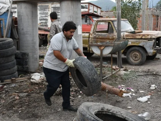 Comenzó el operativo de descacharrado en Floresta Baja