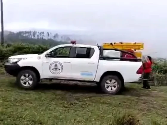 Realizan un operativo para rescatar a 10 chicos que se descompusieron en un cerro