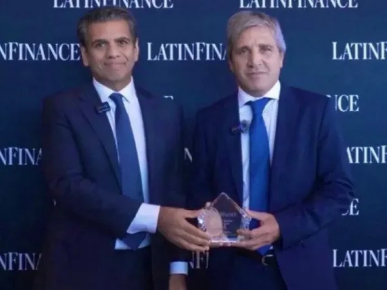 Luis Caputo adelantó que negocia la llegada de "fondos frescos" con el FMI