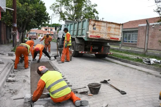 Colocaron nuevo cemento articulado en el barrio San Carlos