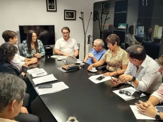La Municipalidad firmó con los gremios un nuevo acuerdo salarial