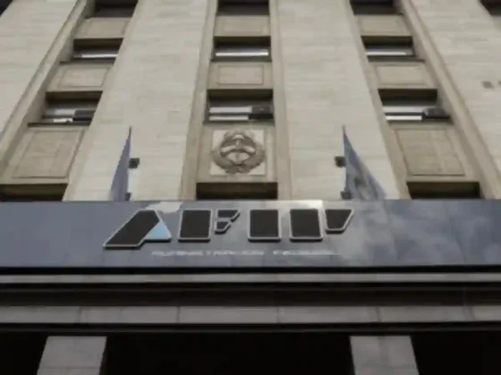 La AFIP recibe más ingresos que 13 provincias, ¿cambia en la ARCA?