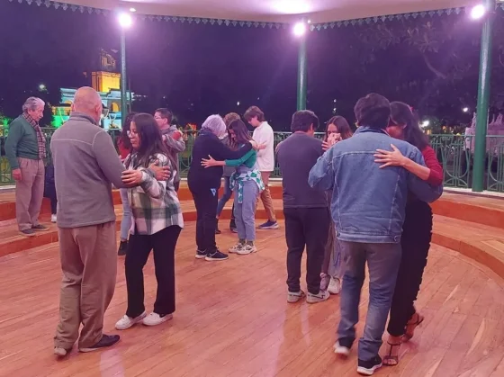Este sábado continúan los encuentros de tango en la Glorieta
