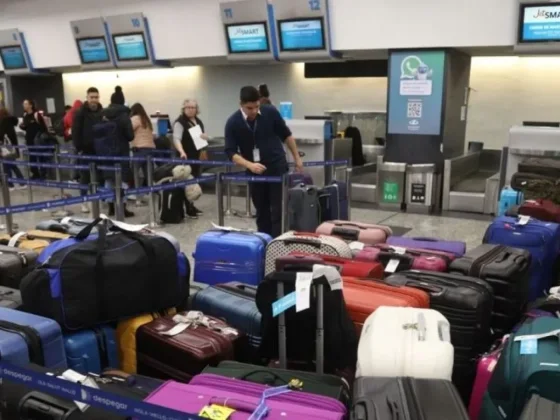 Se prepara un protocolo “antipiquetes aéreos” para quitarles poder a los gremios aeronáuticos