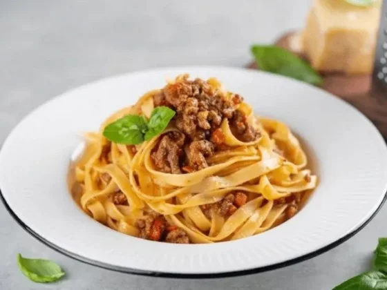 Receta de fideos caseros con 4 ingredientes para disfrutar en familia