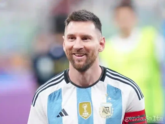 Con Messi, la Argentina enfrenta a Paraguay en Asunción