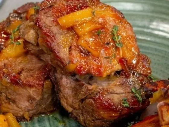 Bondiola con verduras y salsa de manzana, un lujo para reuniones con amigos