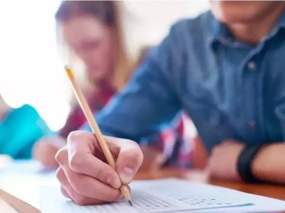 Cómo será el examen de "idoneidad", con el que el gobierno evaluará a 40.000 empleados públicos