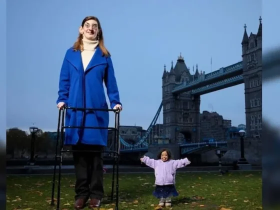 Día del Récord Guinness: la mujer más alta del mundo conoció a la más baja en un encuentro en Londres
