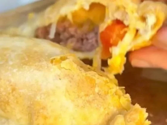 Hamburguesas en camisa, la receta de Jimena Monteverde