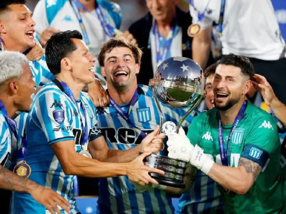 Racing regresa a la Argentina tras ganar la Sudamericana y se espera un recibimiento histórico