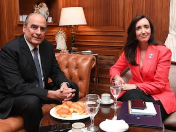Villarruel reapareció sonriente junto a Francos y habló de “nuestro gobierno” luego de que Milei dijera que no participa de las decisiones