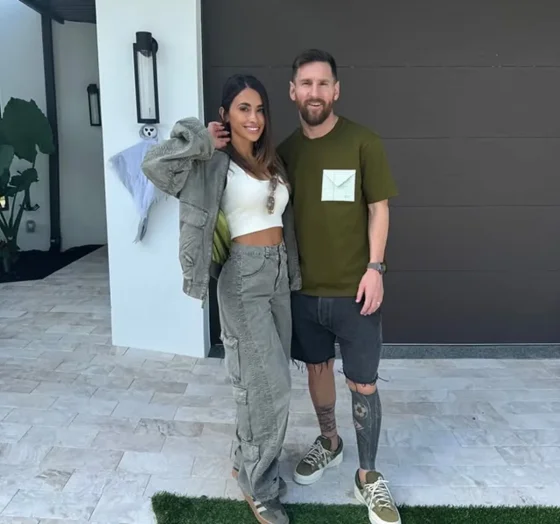 Lionel Messi debutó como modelo junto a Antonela Roccuzzo y sorprendió a todos