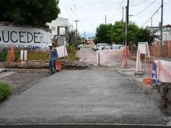 Colocaron nuevo hormigón en Lola Mora y Coronel Moldes