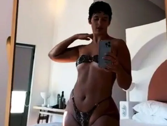 Nathy Peluso realizó un baile sensual con una microbikini frente al espejo y superó el medio millón de likes