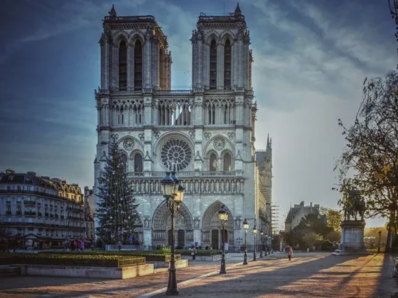 A cinco años del incendio, hoy reabre la catedral de Notre Dame en París