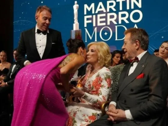 Emotivo homenaje a Mirtha Legrand en los Martin Fierro de la Moda 2024