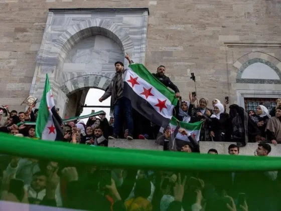 Los rebeldes derrocan el Gobierno de Siria, tras 50 años de dominio de la familia Assad