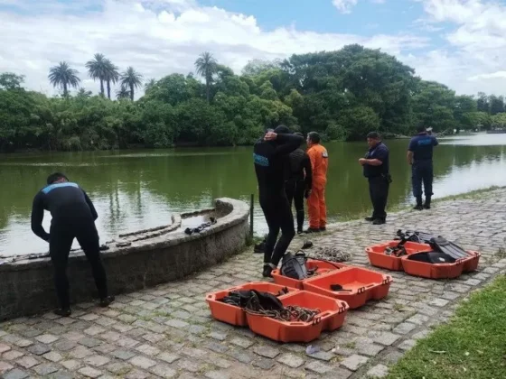 Un hombre se tiró a nadar a los lagos de Palermo y nunca salió