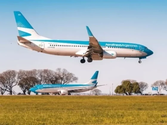 El Gobierno Descartó la Propuesta de Kicillof para Tomar el Control de Aerolíneas: "Es Ridículo"