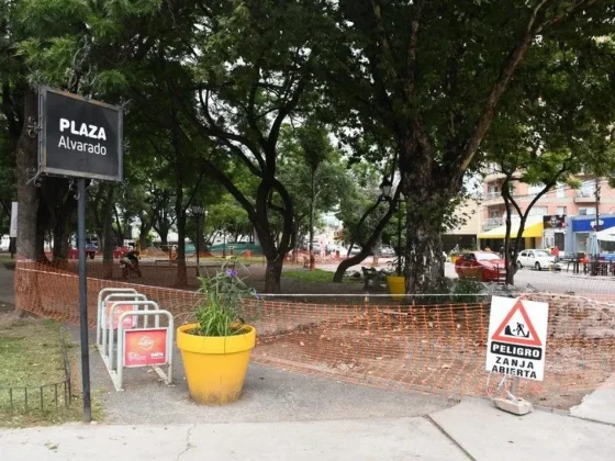 Comenzaron las obras de mantenimiento en la plaza Alvarado