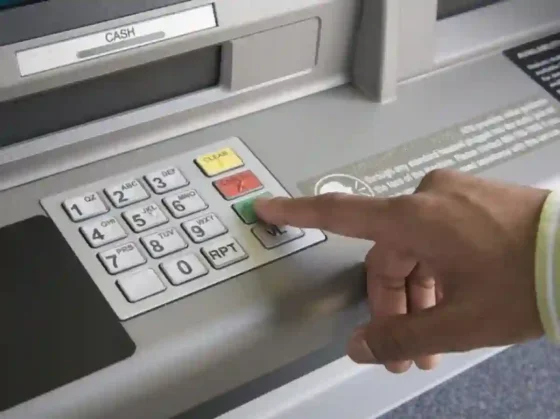 ¡Cuidado!: no imprimas los tickets en los cajeros automáticos