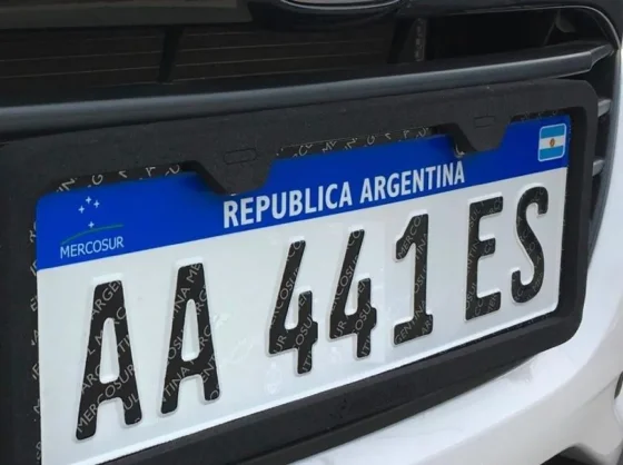 El Gobierno autorizó la salida de autos del país con patente provisoria