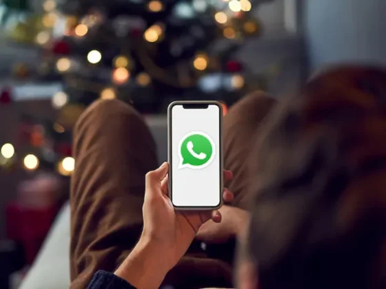 Cuál es el mejor mensaje para enviar en Navidad por WhatsApp, según la IA