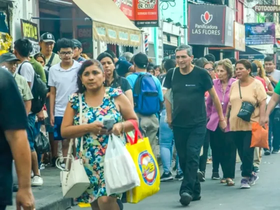 Furor por compras navideñas en el centro salteño
