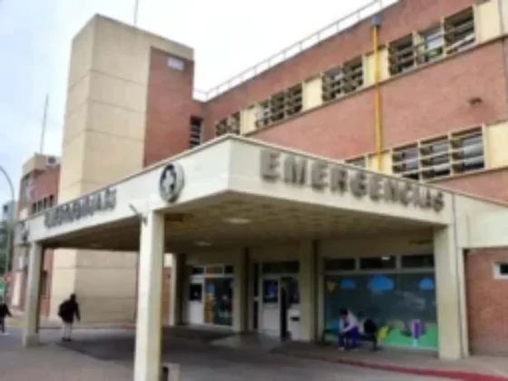 Un nene lucha por su vida luego de explotarle pirotecnia en la cara