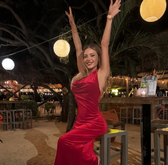 En medio de la incertidumbre, Evangelina Anderson y Martín Demichelis vacacionan en Aruba