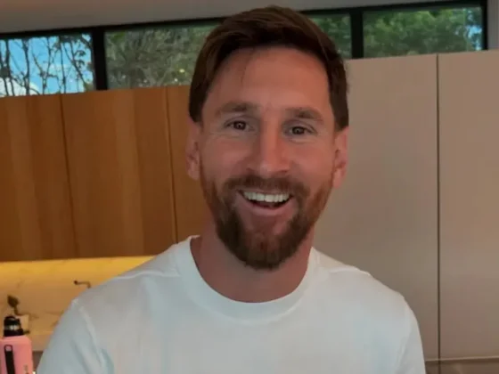 Tras el encuentro con Nicki Nicole, Lionel Messi recibió a otro famoso cantante en su casa