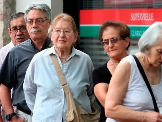 Jubilados: el Gobierno oficializó un nuevo bono de $70.000 y los valores para las prestaciones de enero 2025