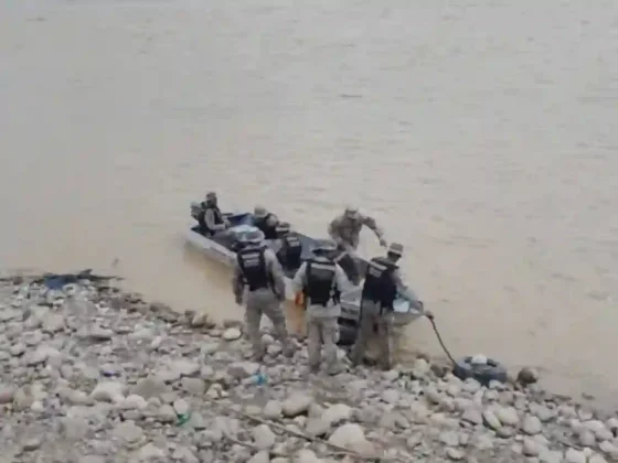 Bagayero intentó cruzar el río Bermejo con mercadería y murió ahogado
