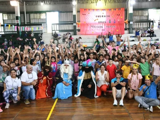 Con música y juegos, niños de la ciudad celebraron el Día de Reyes