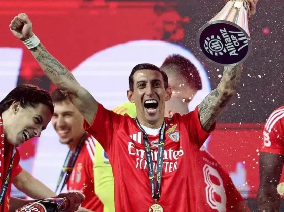 Di María se consagró campeón con Benfica, superó a Cristiano Ronaldo y quedó entre los futbolistas más ganadores de la historia