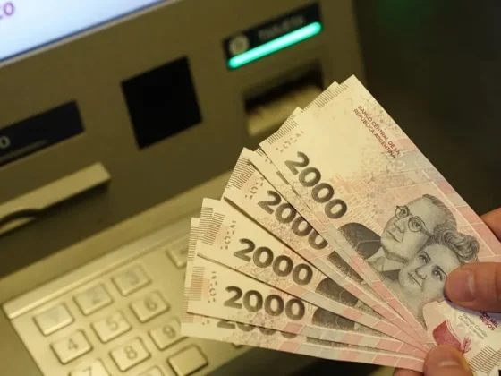 Este viernes cobrarán el bono de $100.000 los empleados de la Administración Pública Provincial