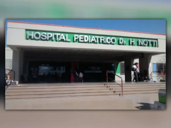 Mendoza: una nena de 11 años murió electrocutada cuando tocó un cable al entrar a la pileta