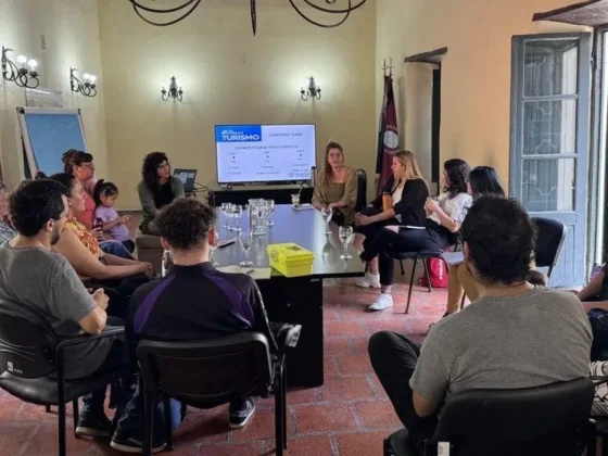 Comenzó la entrega de Microcréditos Turísticos para emprendedores salteños