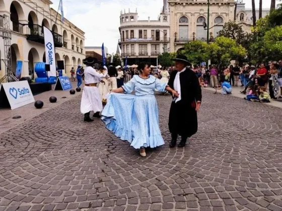 Este viernes habrá Peña Folclórica en la plazoleta IV Siglos