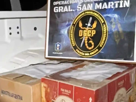 Narco abandonó a su "amiga" en un control de gendarmería y se fugó