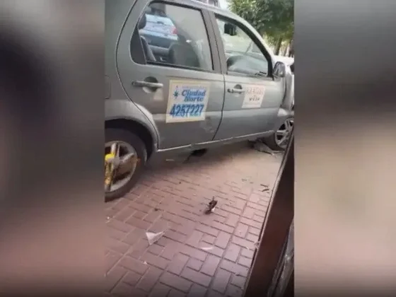 Remisero se quedó dormido y se estrelló contra una pared