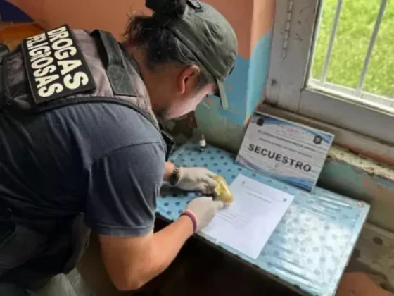 Una mujer fue detenida con droga en la terminal de Metán