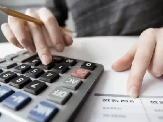 Recaudación de enero: estiman que Ganancias y combustibles cubrirán el vacío del Impuesto PAÍS