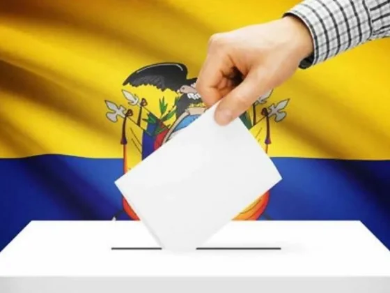 Ecuador define su futuro en las elecciones presidenciales de este domingo