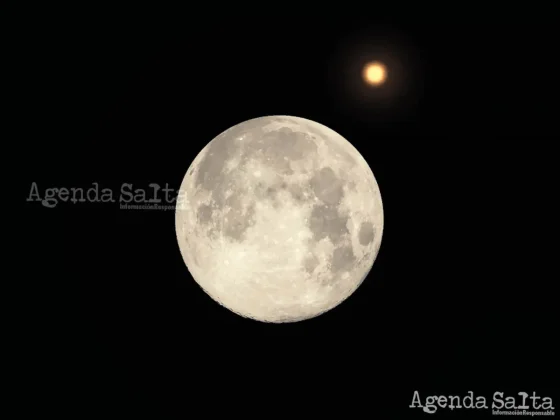 Este fenómeno astronómico ofrece una oportunidad única para observar dos cuerpos celestes brillando juntos en el firmamento