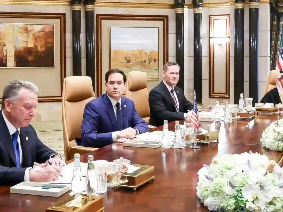 Estados Unidos y Rusia iniciaron las conversaciones en Arabia Saudita para acordar una tregua en Ucrania