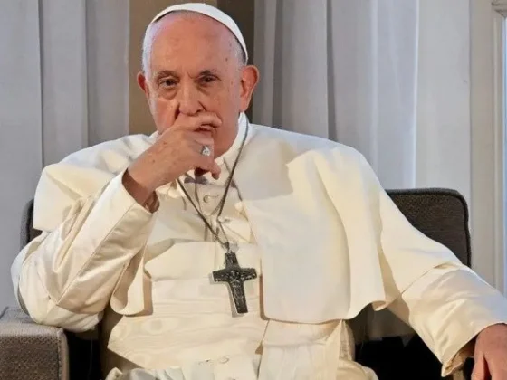 El Papa Francisco presenta una insuficiencia renal leve