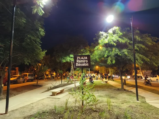 Se inauguró la plaza Ramiro Dávalos en el barrio San Silvestre