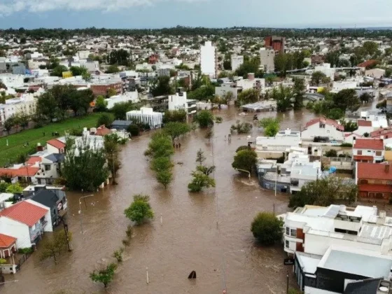 El gobierno de Buenos Aires advierte que habrá que reconstruir Bahía Blanca